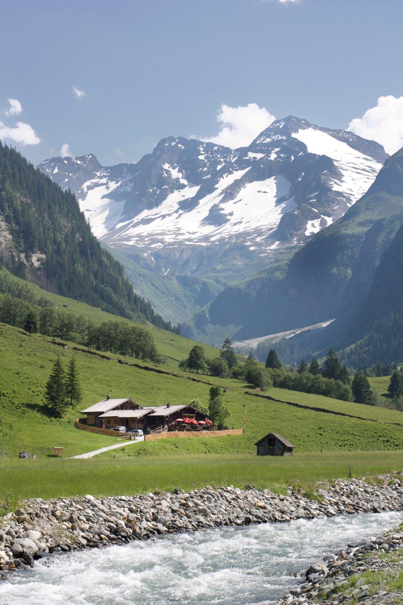 Senninger Alm Bed & Breakfast Hollersbach im Pinzgau Exterior photo