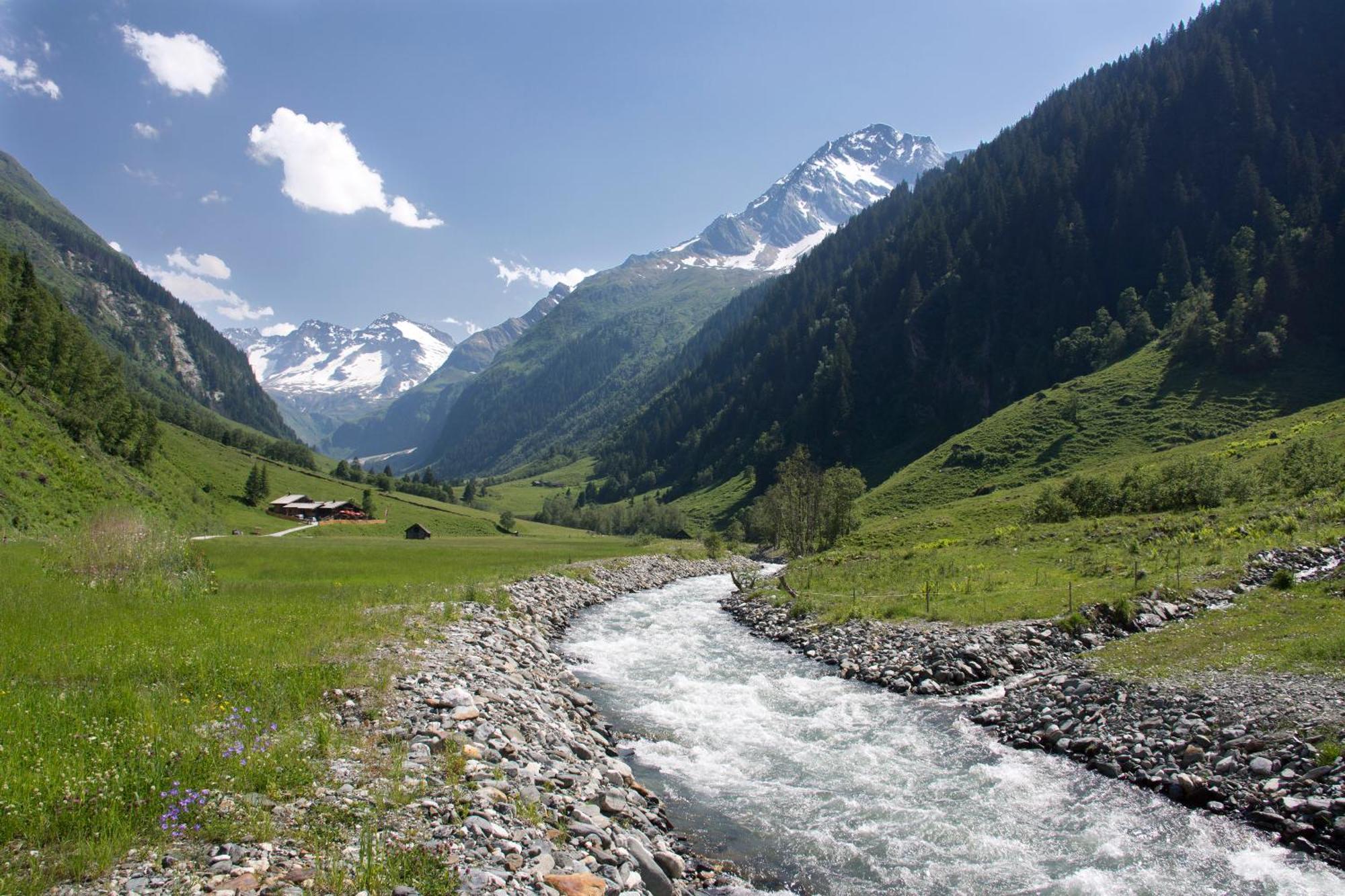 Senninger Alm Bed & Breakfast Hollersbach im Pinzgau Exterior photo